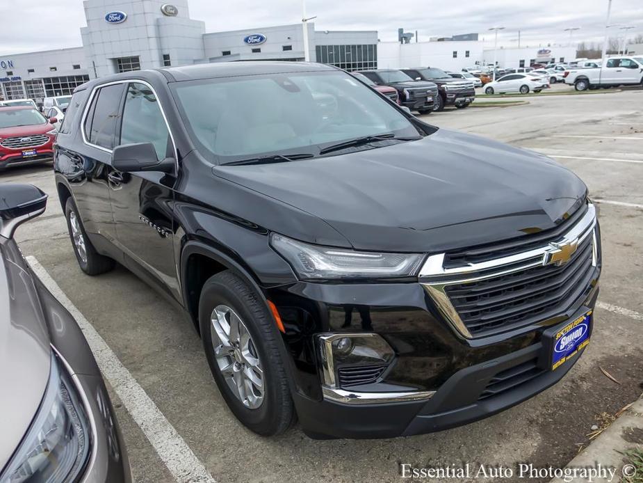 used 2022 Chevrolet Traverse car, priced at $25,791