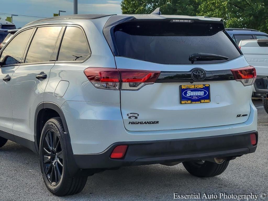 used 2019 Toyota Highlander car, priced at $26,972