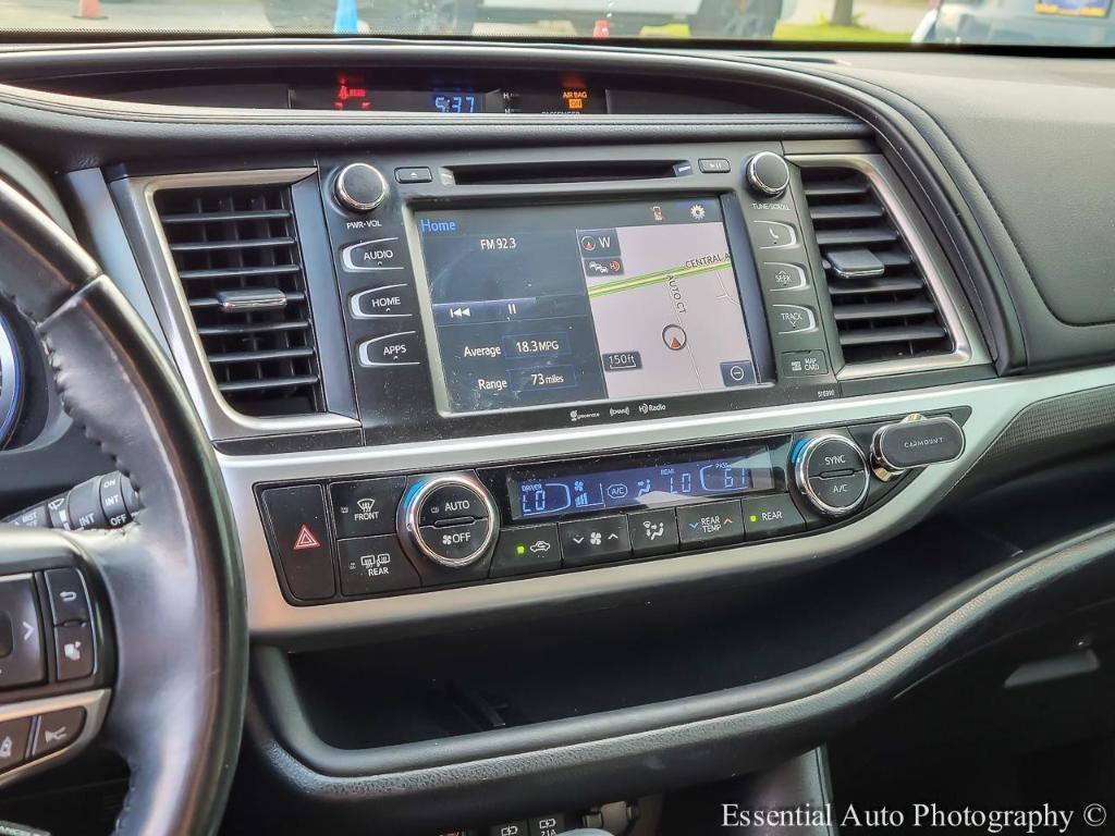used 2019 Toyota Highlander car, priced at $26,972