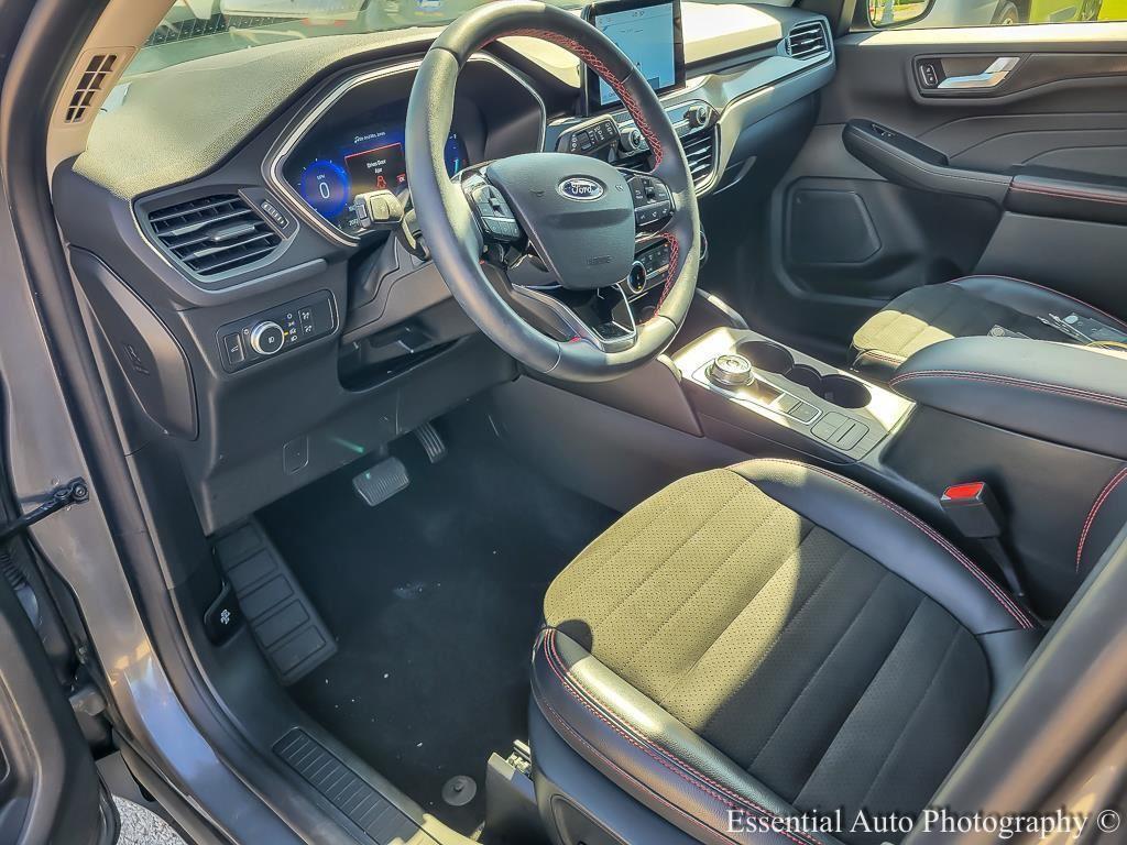 used 2022 Ford Escape car, priced at $28,995