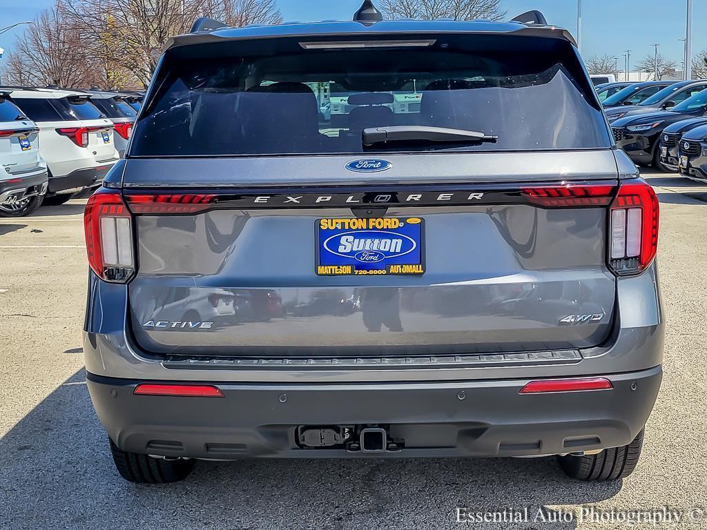 new 2025 Ford Explorer car, priced at $40,436