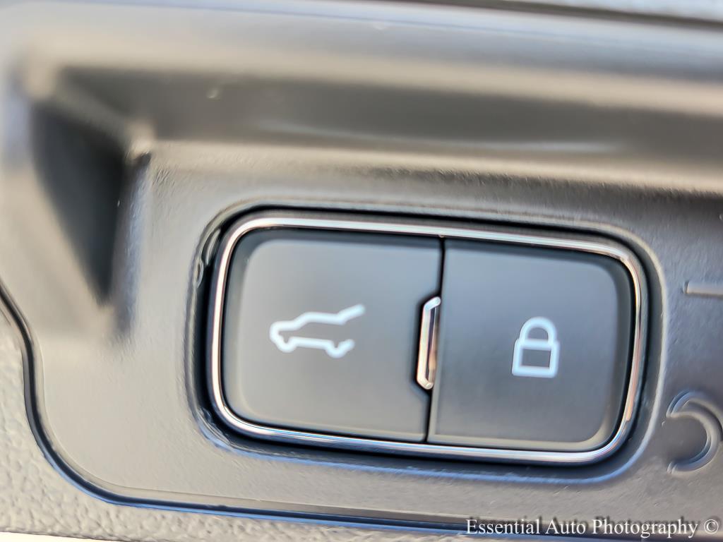 new 2025 Ford Explorer car, priced at $40,436