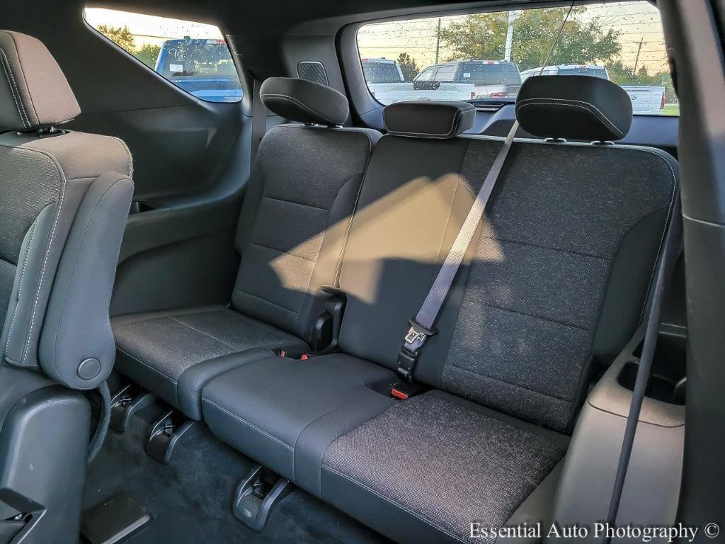 used 2025 Chevrolet Traverse car, priced at $35,775