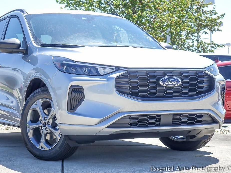 new 2024 Ford Escape car, priced at $31,401