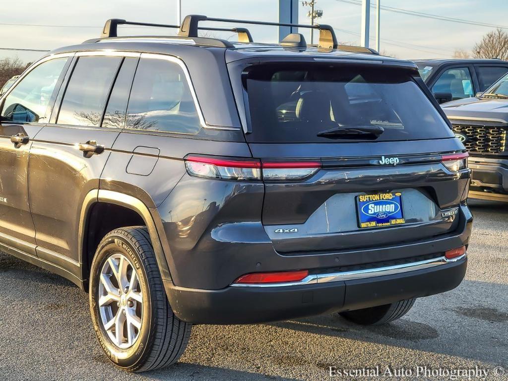 used 2022 Jeep Grand Cherokee car, priced at $31,495