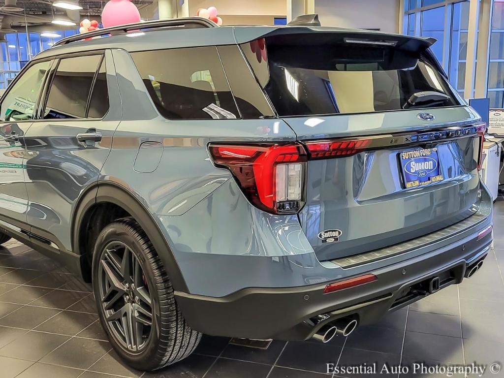 new 2025 Ford Explorer car, priced at $53,400