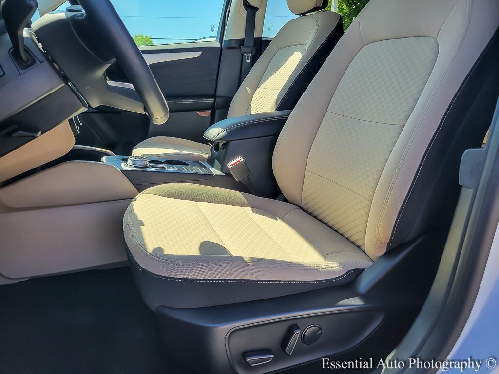 used 2022 Ford Escape car, priced at $25,990