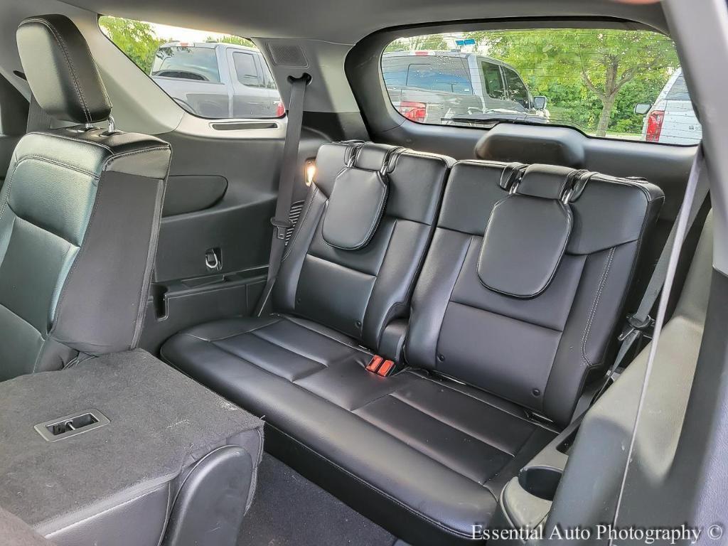 used 2024 Ford Explorer car, priced at $29,998