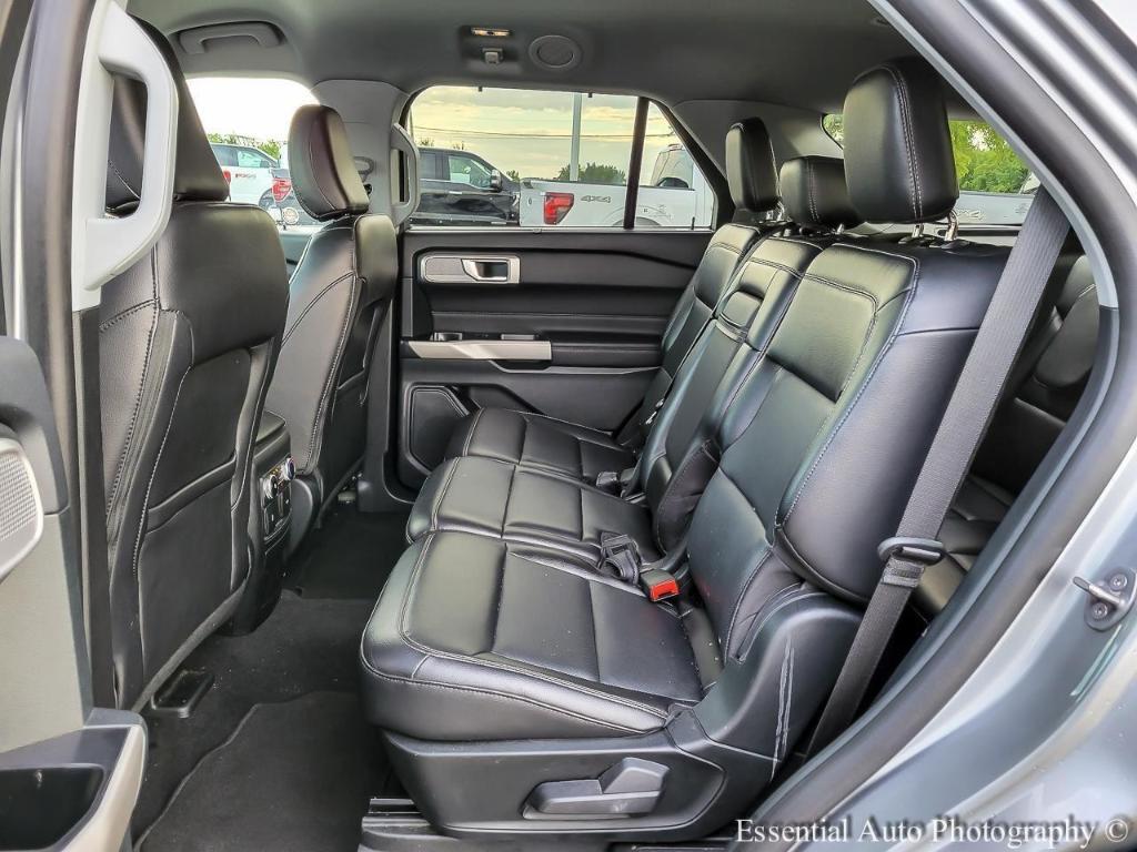 used 2024 Ford Explorer car, priced at $29,998