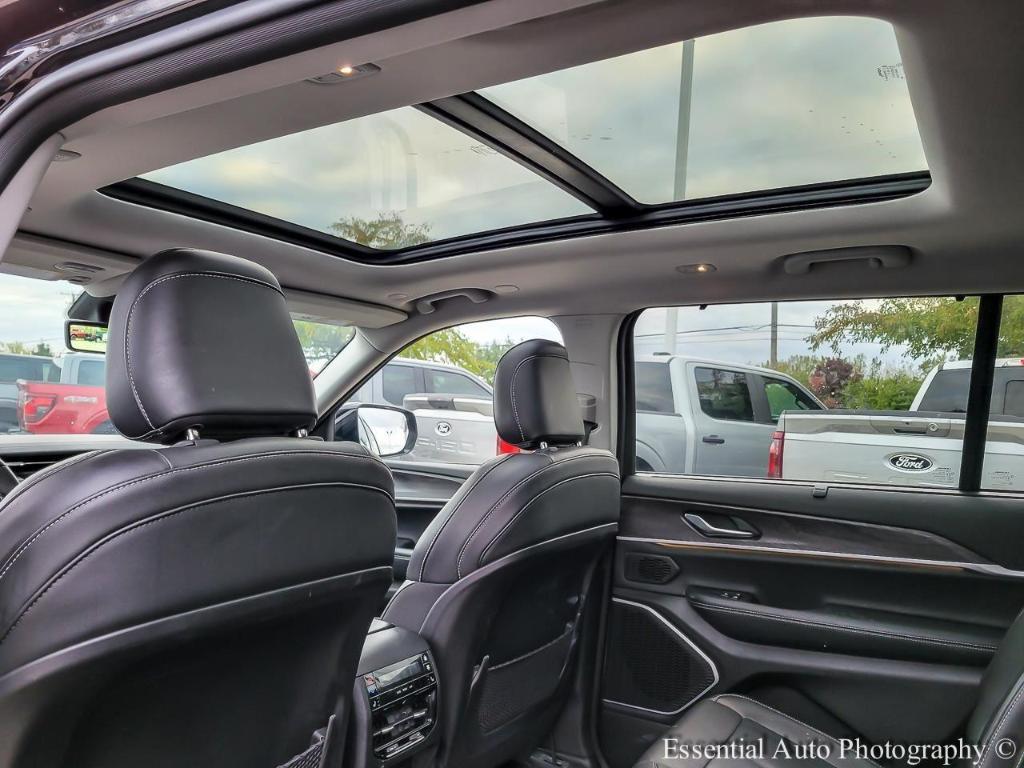 used 2022 Jeep Grand Cherokee L car, priced at $29,981