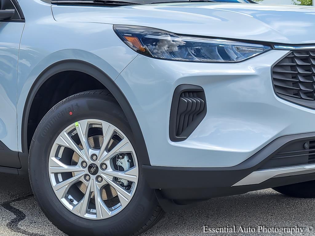 new 2025 Ford Escape car, priced at $29,885