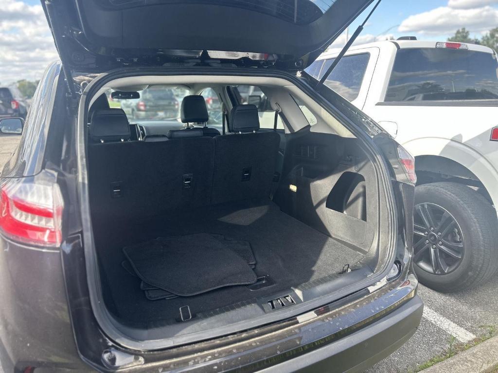 used 2023 Ford Edge car, priced at $32,295