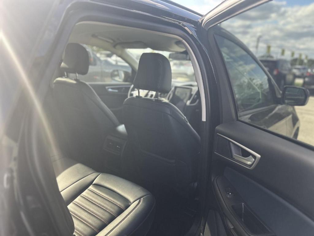 used 2023 Ford Edge car, priced at $32,295
