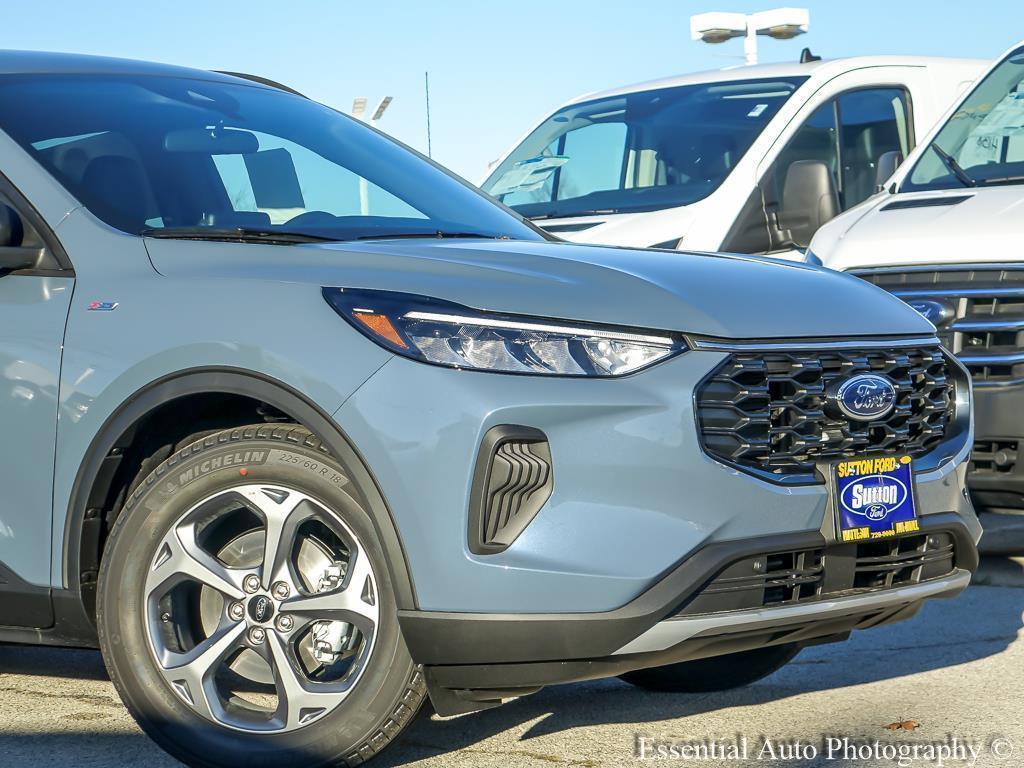 new 2025 Ford Escape car, priced at $28,001