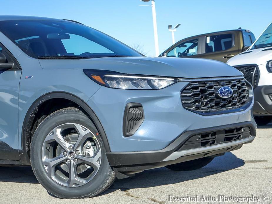 new 2025 Ford Escape car, priced at $34,980