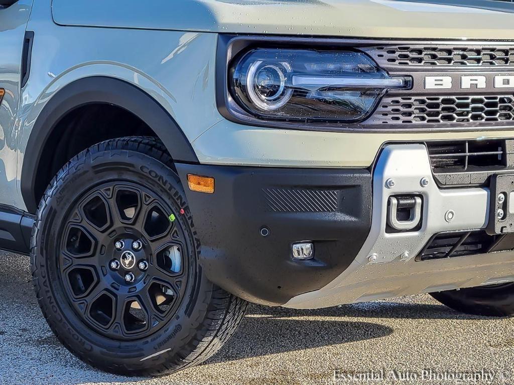 new 2025 Ford Bronco Sport car, priced at $40,000