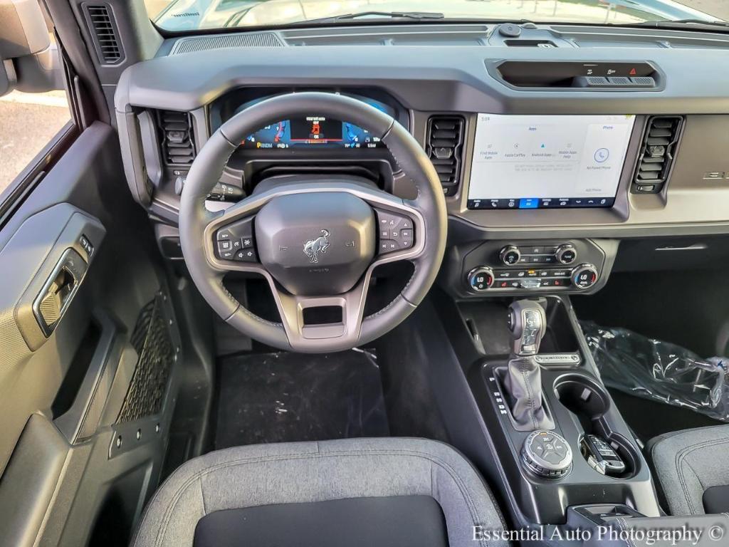 new 2025 Ford Bronco car, priced at $43,485