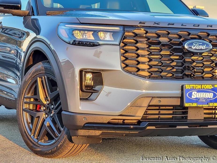 new 2025 Ford Explorer car, priced at $56,613