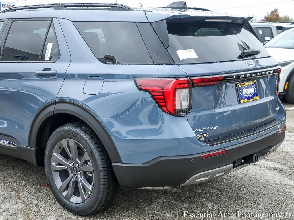 new 2025 Ford Explorer car, priced at $45,900