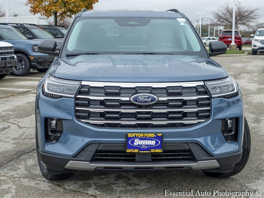 new 2025 Ford Explorer car, priced at $45,900