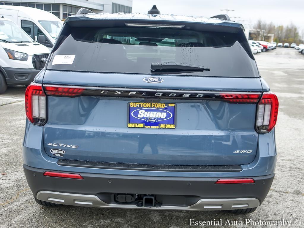 new 2025 Ford Explorer car, priced at $45,900