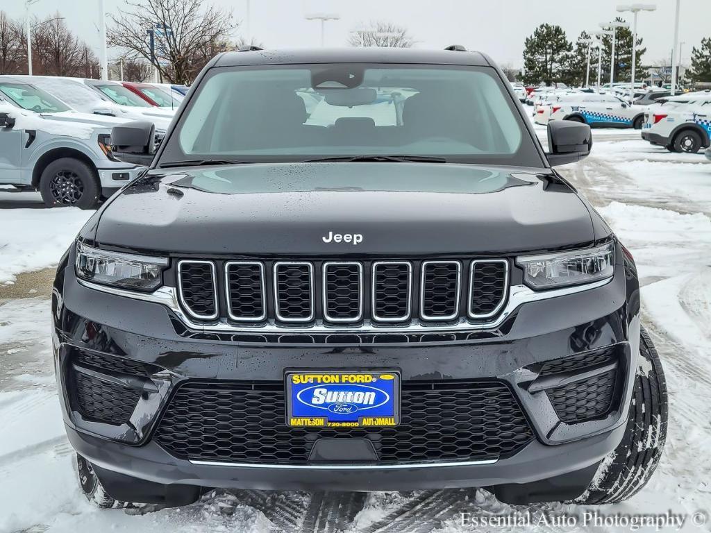 used 2024 Jeep Grand Cherokee car, priced at $32,791