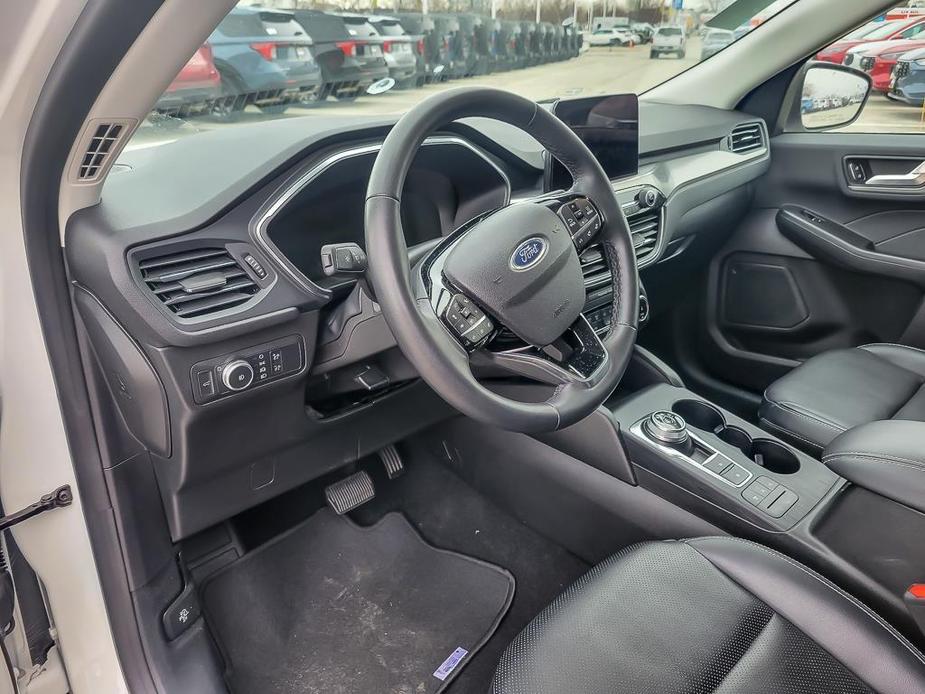 used 2022 Ford Escape car, priced at $24,841