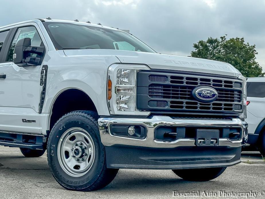 new 2024 Ford F-350 car, priced at $64,000