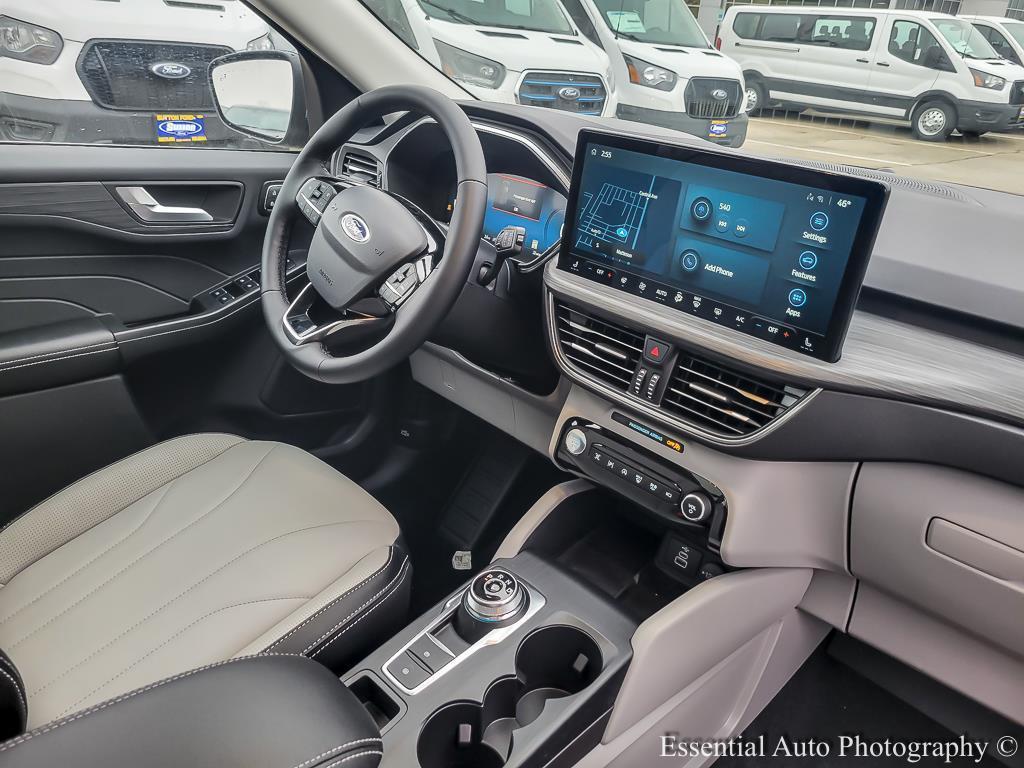 new 2025 Ford Escape car, priced at $37,900