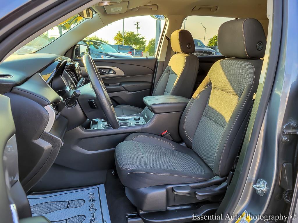 used 2020 Chevrolet Traverse car, priced at $19,711