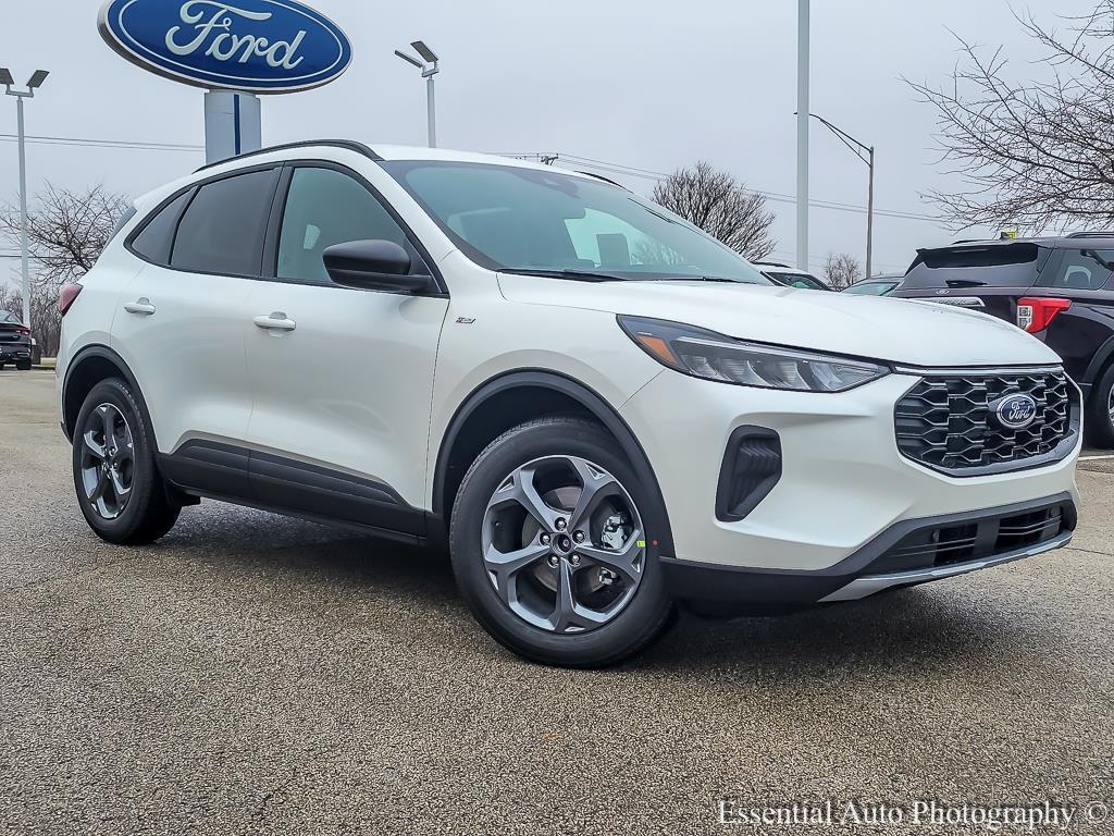 new 2025 Ford Escape car, priced at $31,800