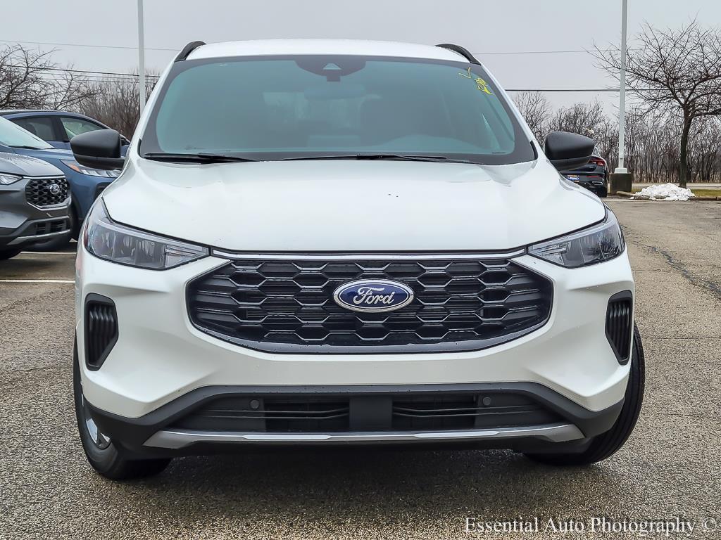 new 2025 Ford Escape car, priced at $32,400