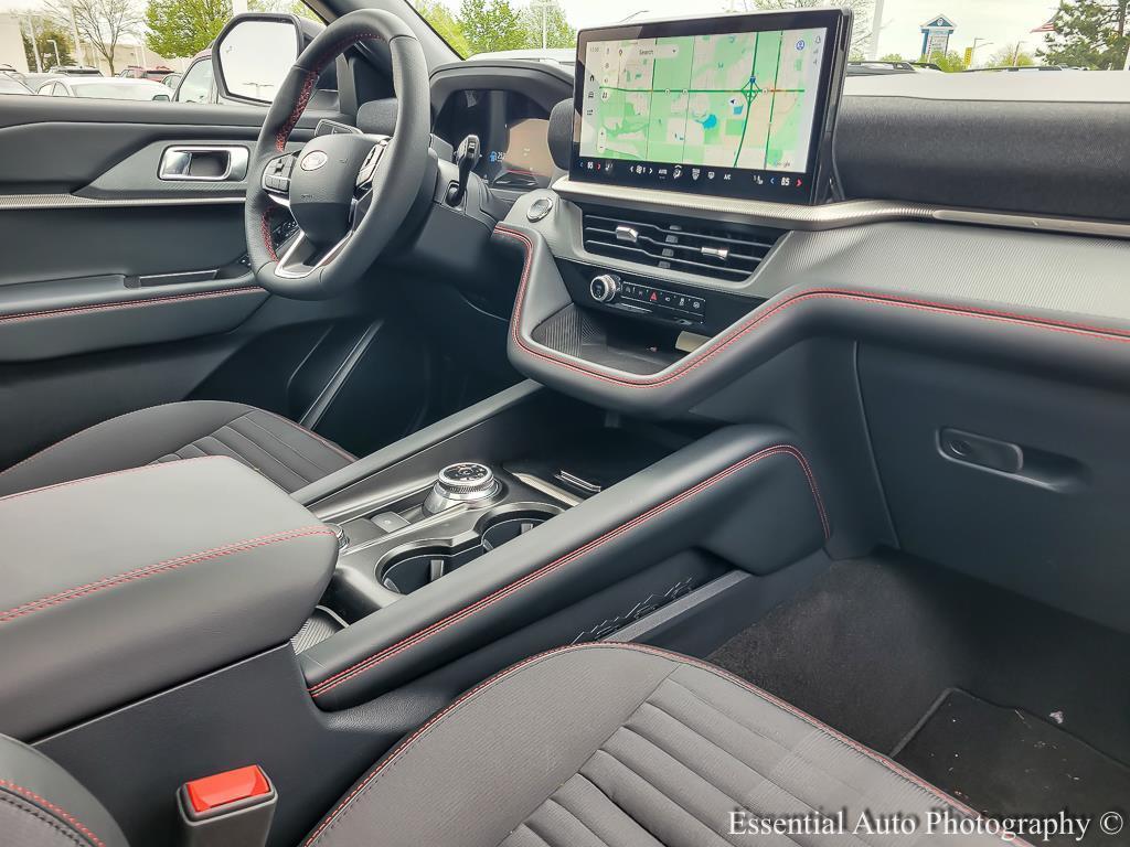 new 2025 Ford Explorer car, priced at $47,180