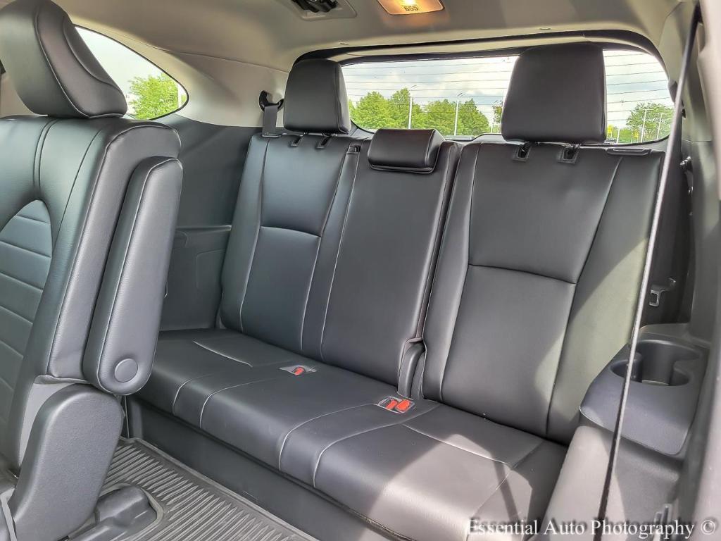 used 2023 Toyota Highlander car