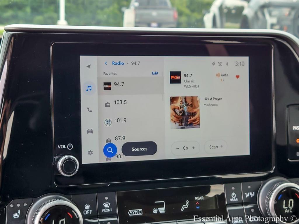 used 2023 Toyota Highlander car