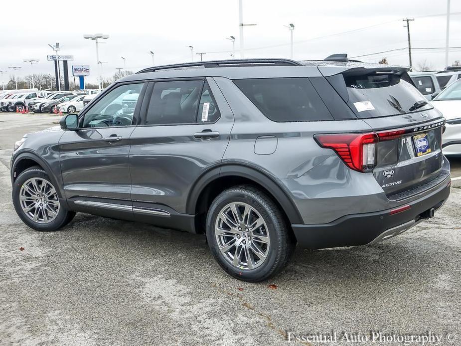 new 2025 Ford Explorer car, priced at $43,301