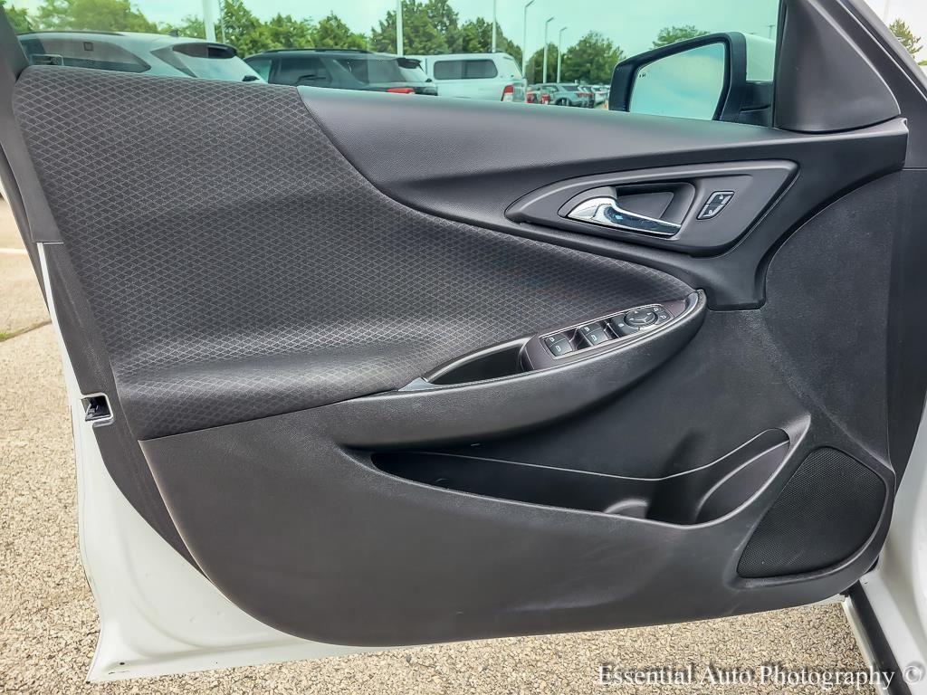 used 2016 Chevrolet Malibu car, priced at $11,495