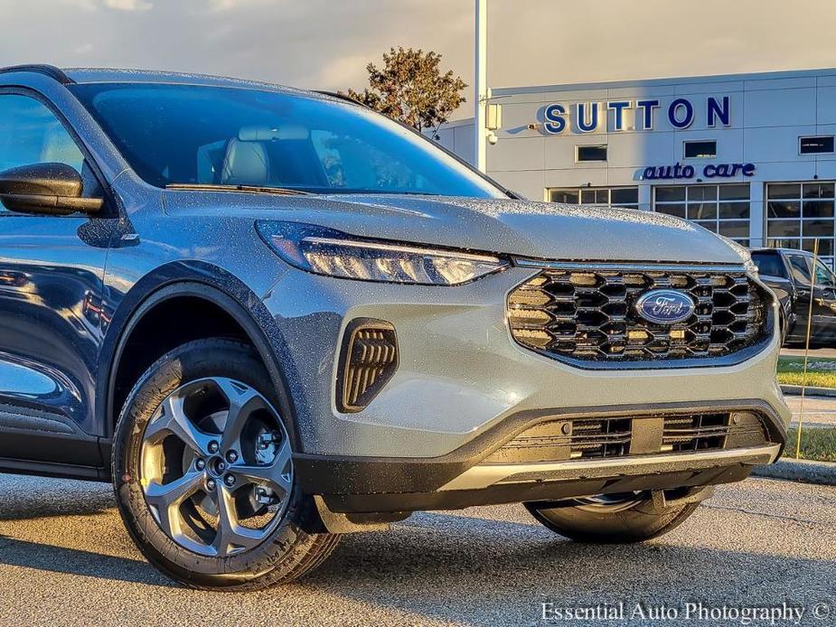 new 2025 Ford Escape car, priced at $30,087