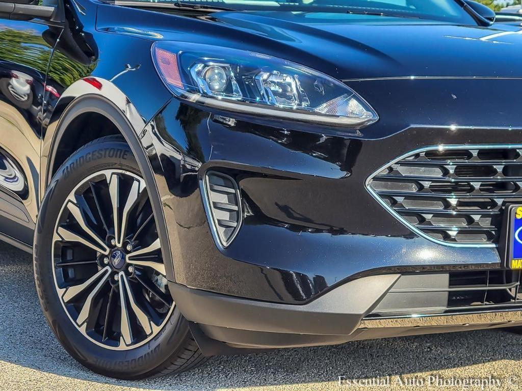 used 2022 Ford Escape car, priced at $18,971