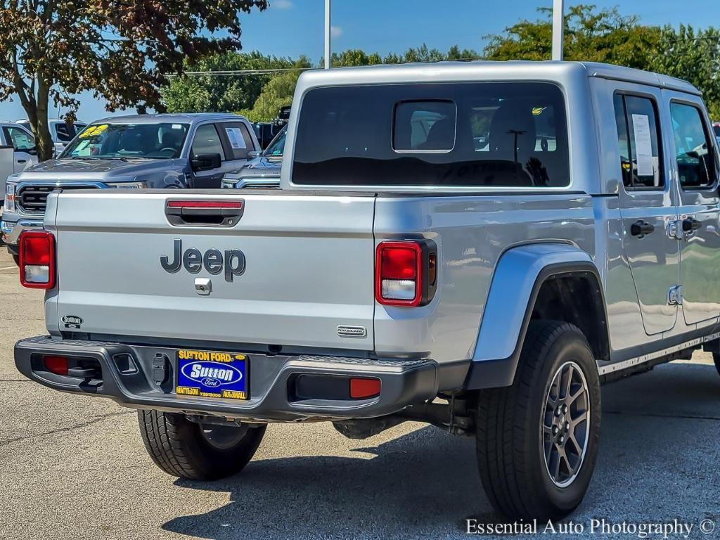 used 2023 Jeep Gladiator car, priced at $27,199