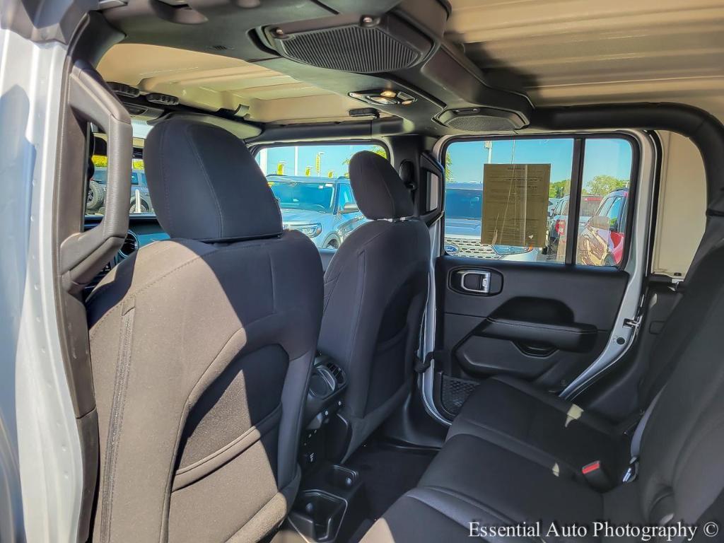 used 2023 Jeep Gladiator car, priced at $27,199