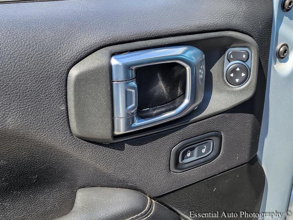 used 2023 Jeep Gladiator car, priced at $27,199