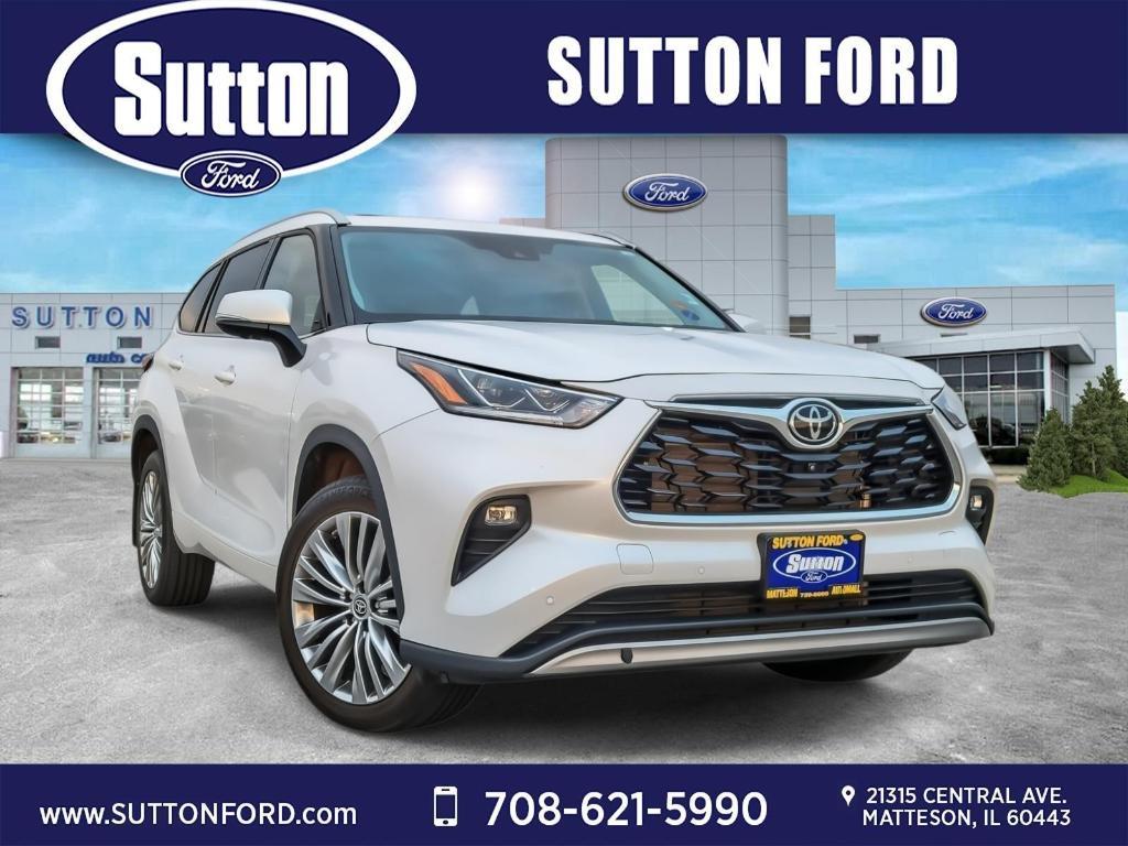 used 2023 Toyota Highlander car