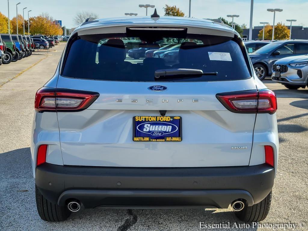 new 2025 Ford Escape car, priced at $30,625