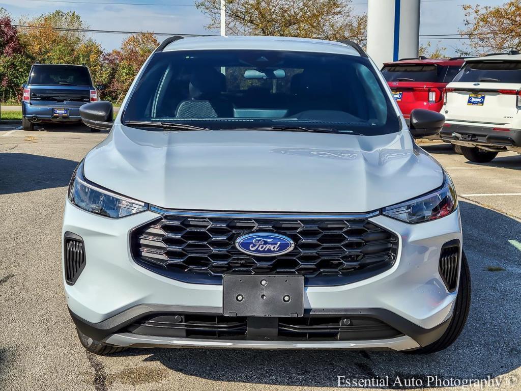 new 2025 Ford Escape car, priced at $30,625