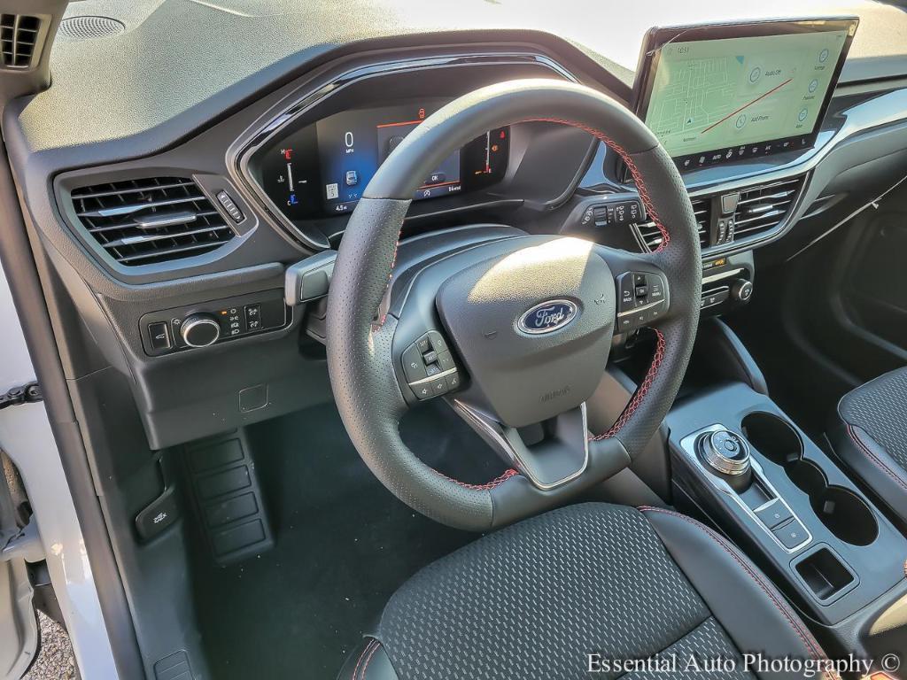 new 2025 Ford Escape car, priced at $30,625