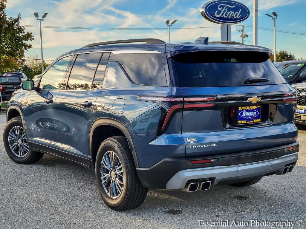 used 2025 Chevrolet Traverse car, priced at $35,775