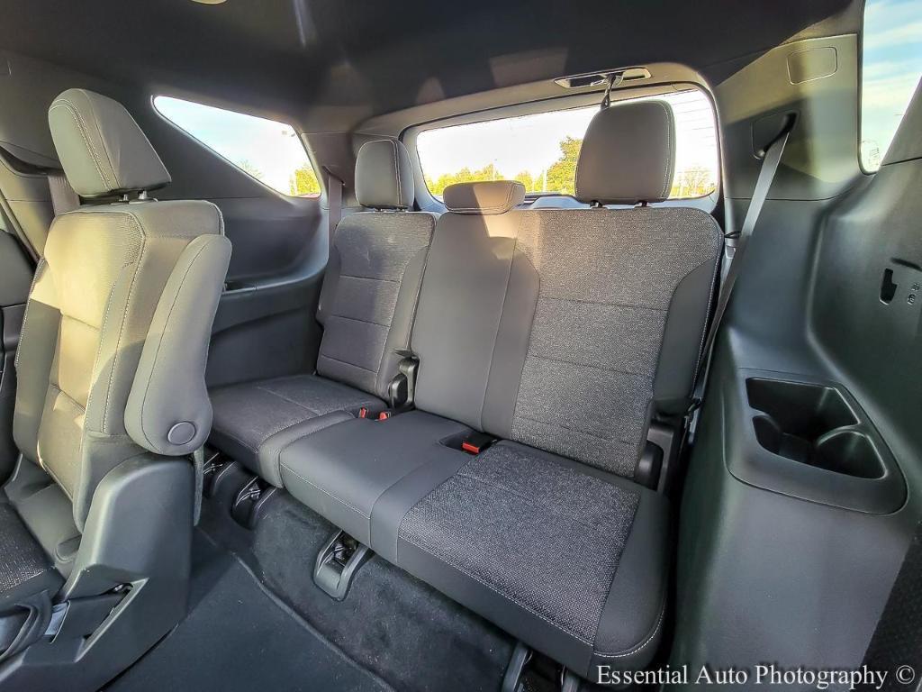 used 2025 Chevrolet Traverse car, priced at $35,775