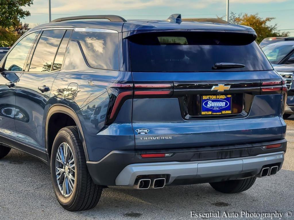 used 2025 Chevrolet Traverse car, priced at $35,775
