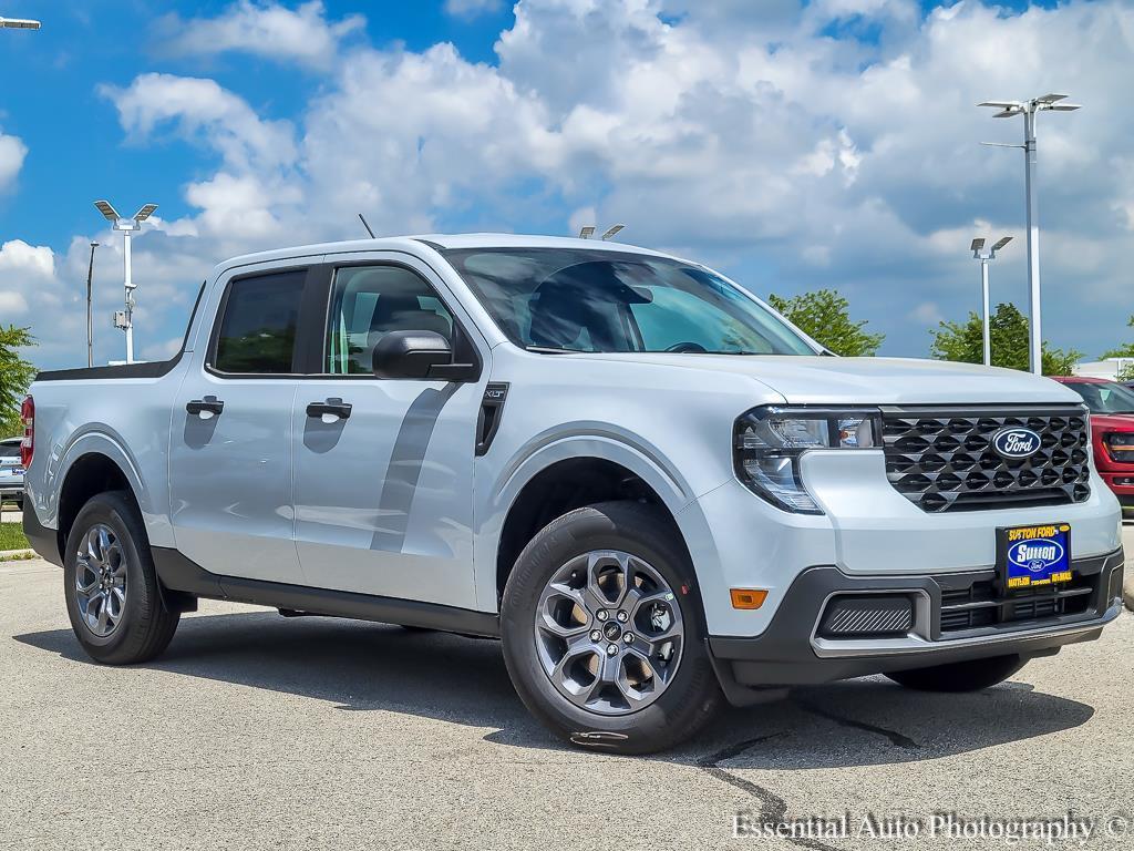 new 2025 Ford Maverick car, priced at $32,005